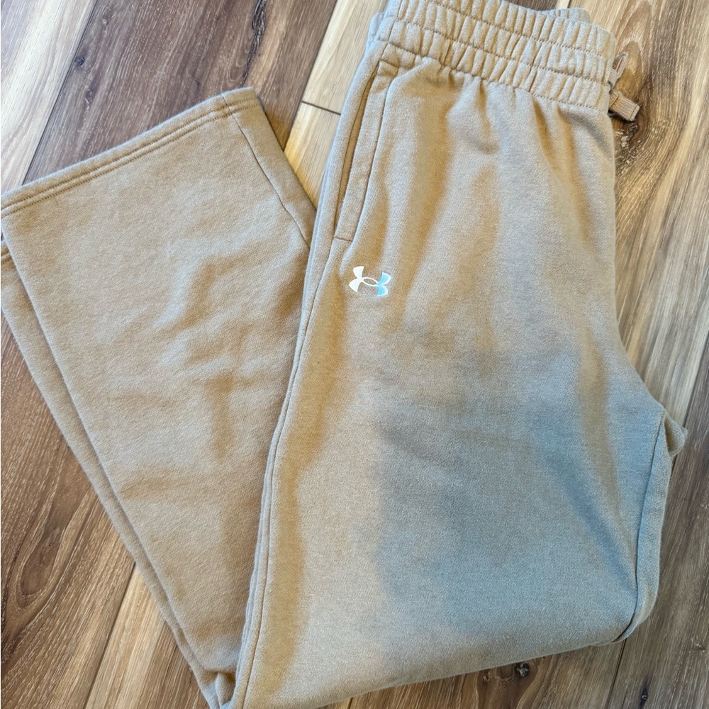 Under Armour Women’s Tan sweatpants